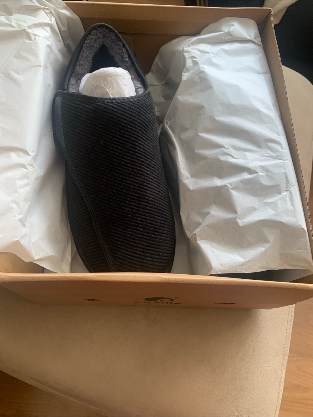 Fitville Men's Black Quilted Slip-On Loafers with Plush Lining- Size 13EW